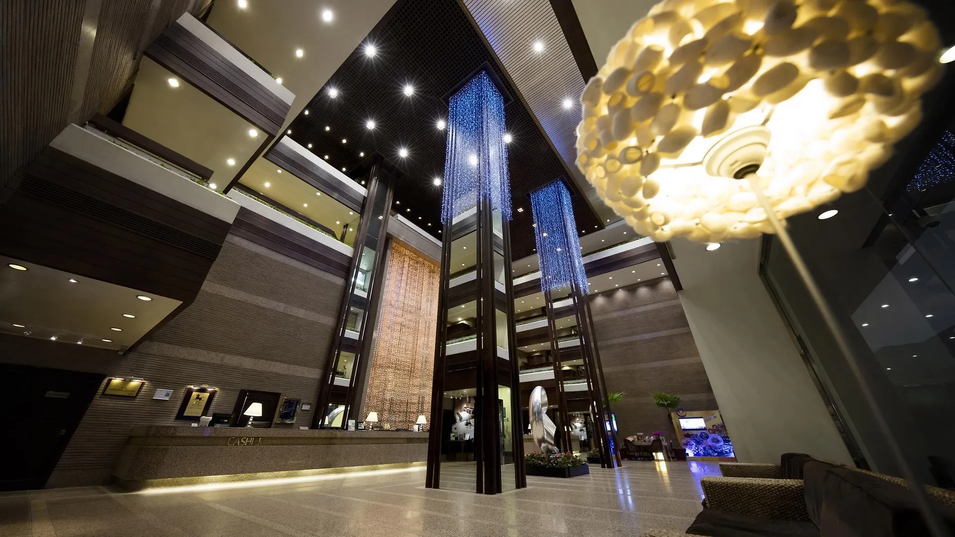 Regal Riverside Hotel Hong Kong
