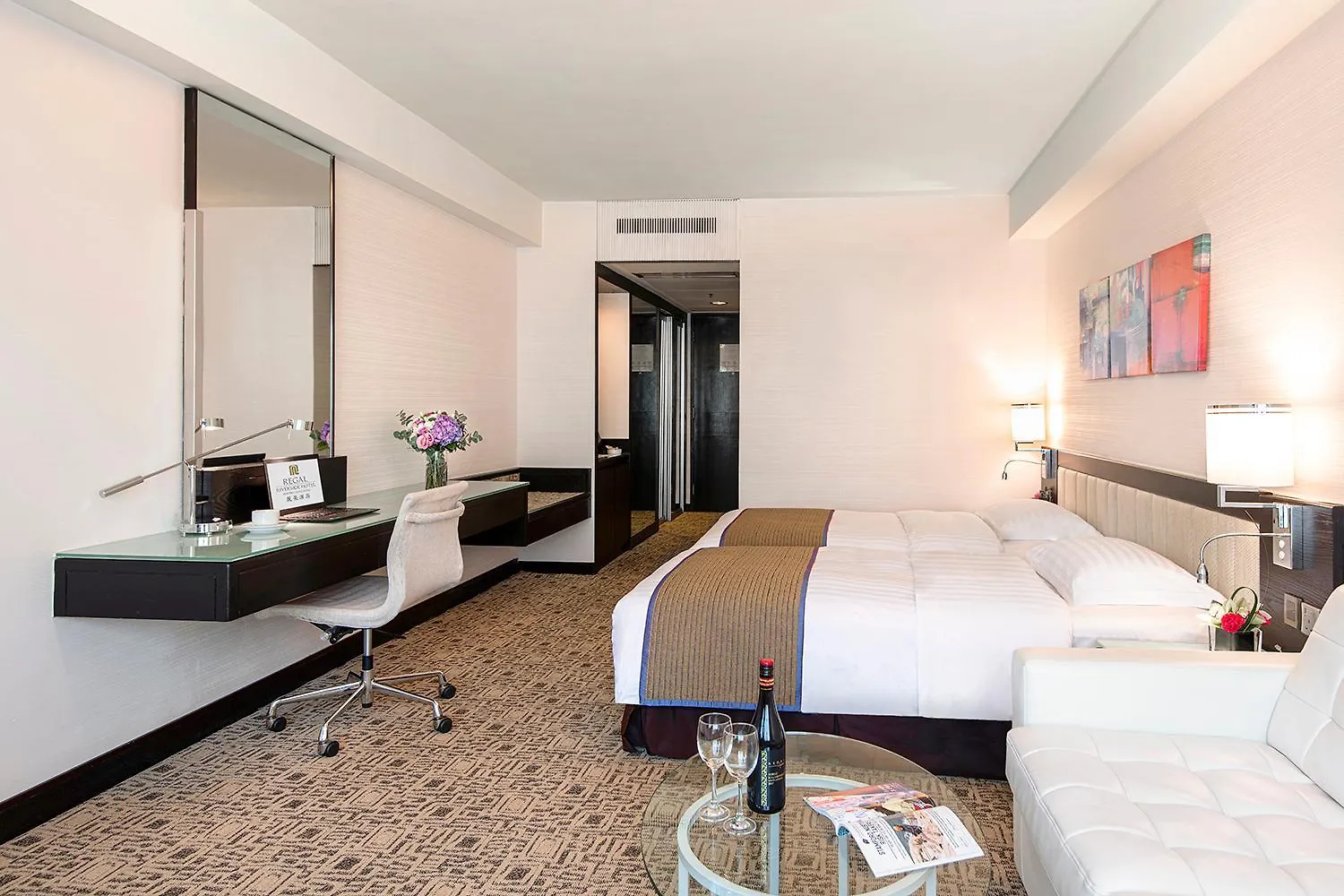 ****  Regal Riverside Hotel Hong Kong China