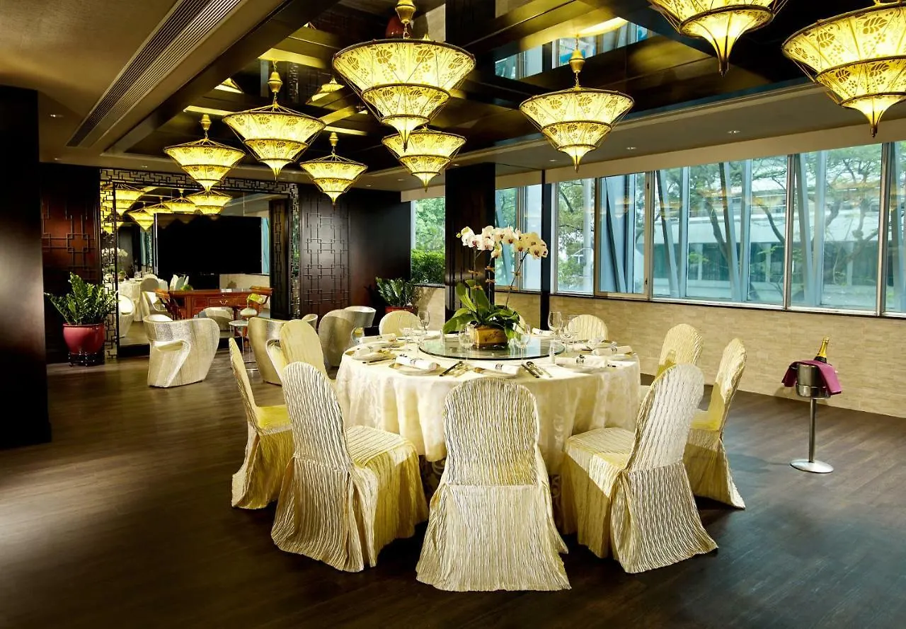 Regal Riverside Hotel Hong Kong