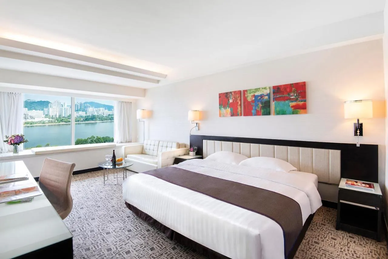 Regal Riverside Hotel Hongkong 4*,