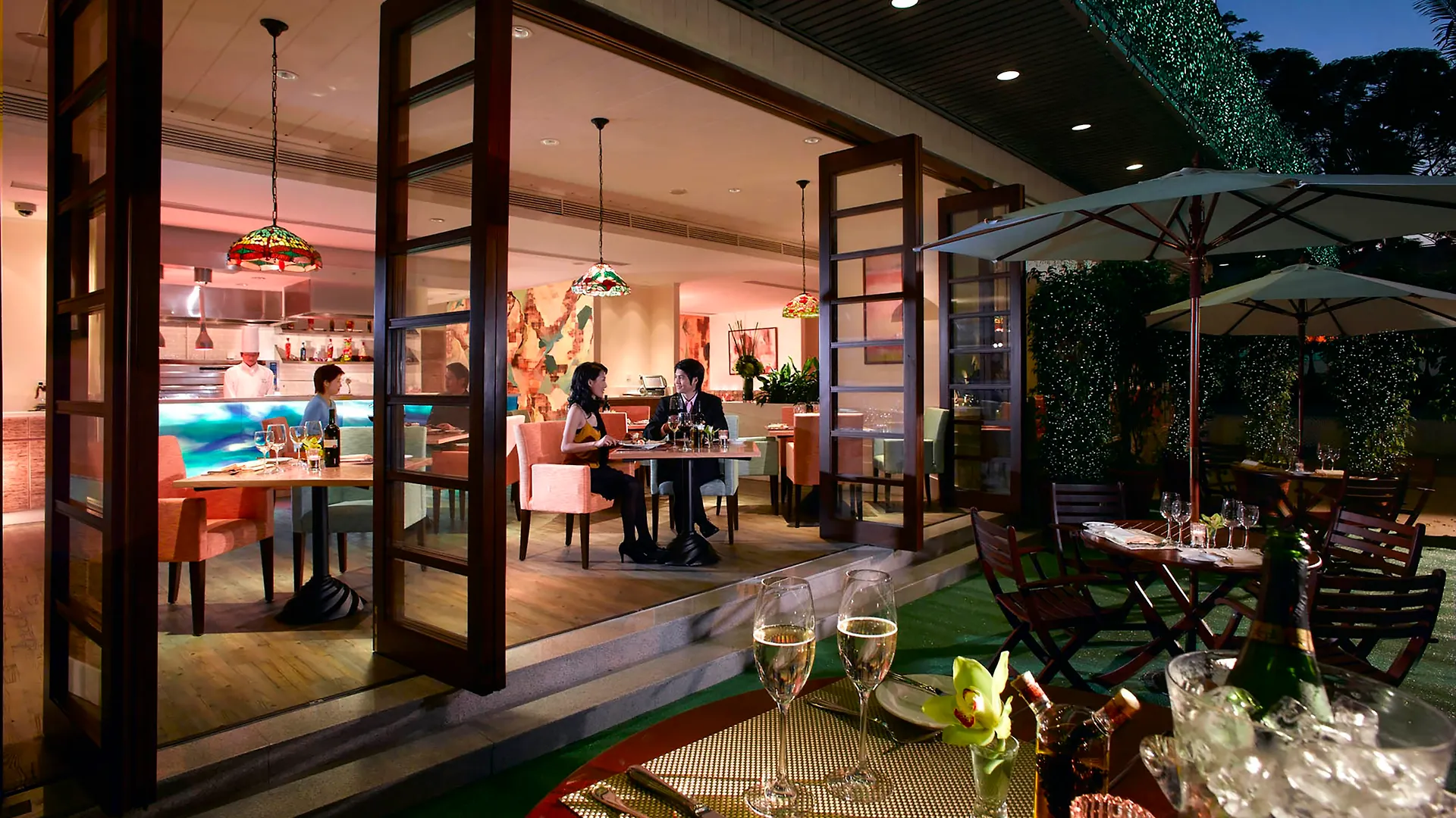 Regal Riverside Hotel Hongkong 4*,