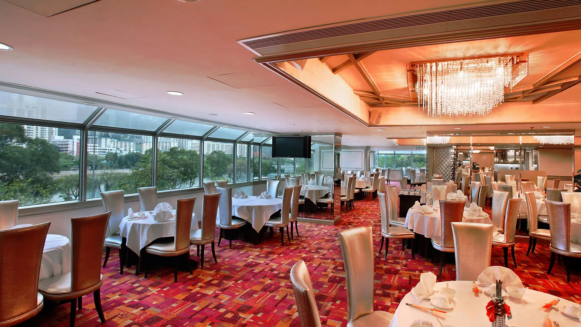 ****  Regal Riverside Hotel Hongkong Čína