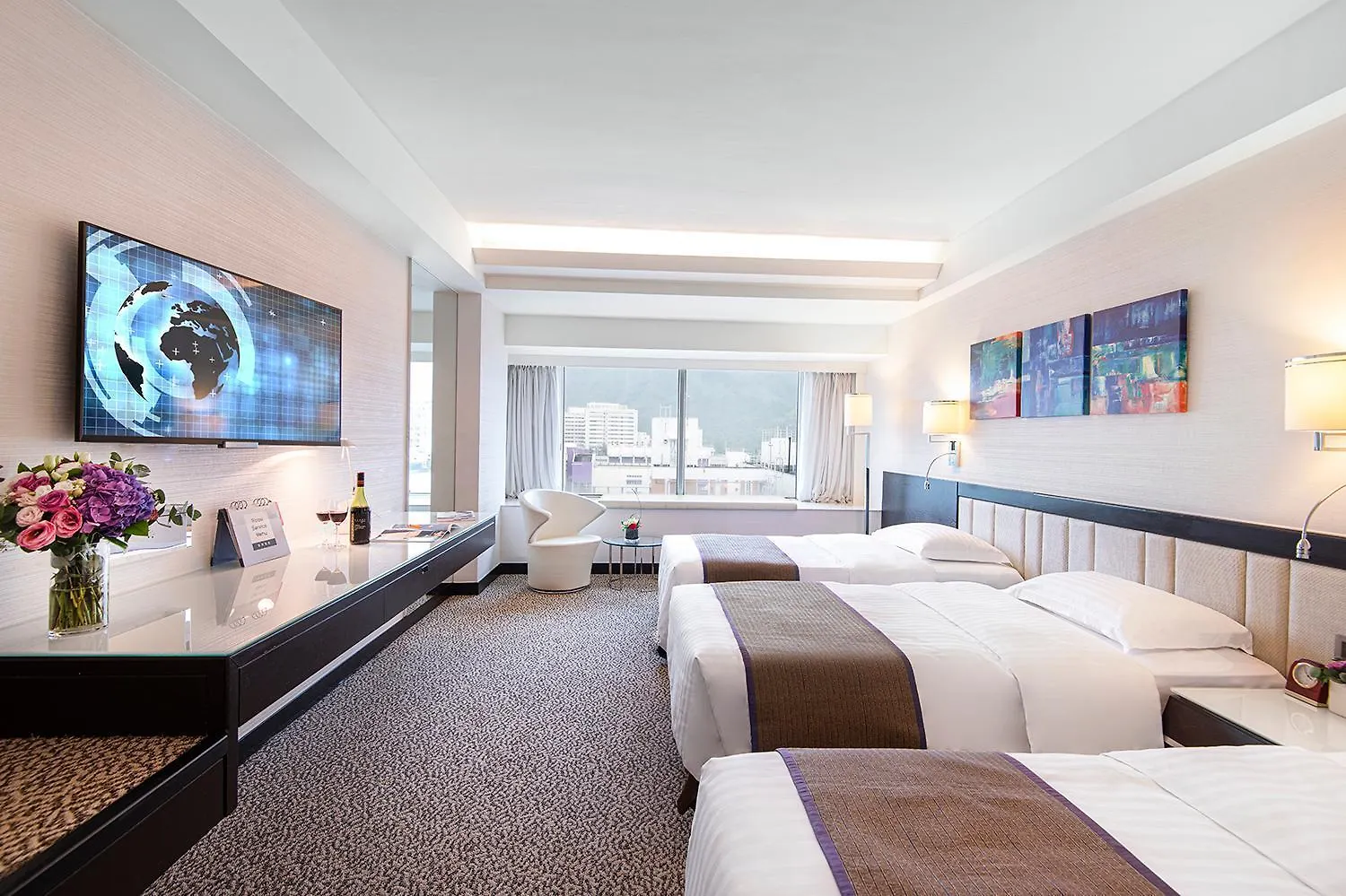 Regal Riverside Hotel Hongkong 4*,
